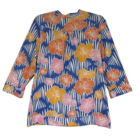 AVA SKY 3/4 XL Sleeve Button Down Top - Picture 2 of 3